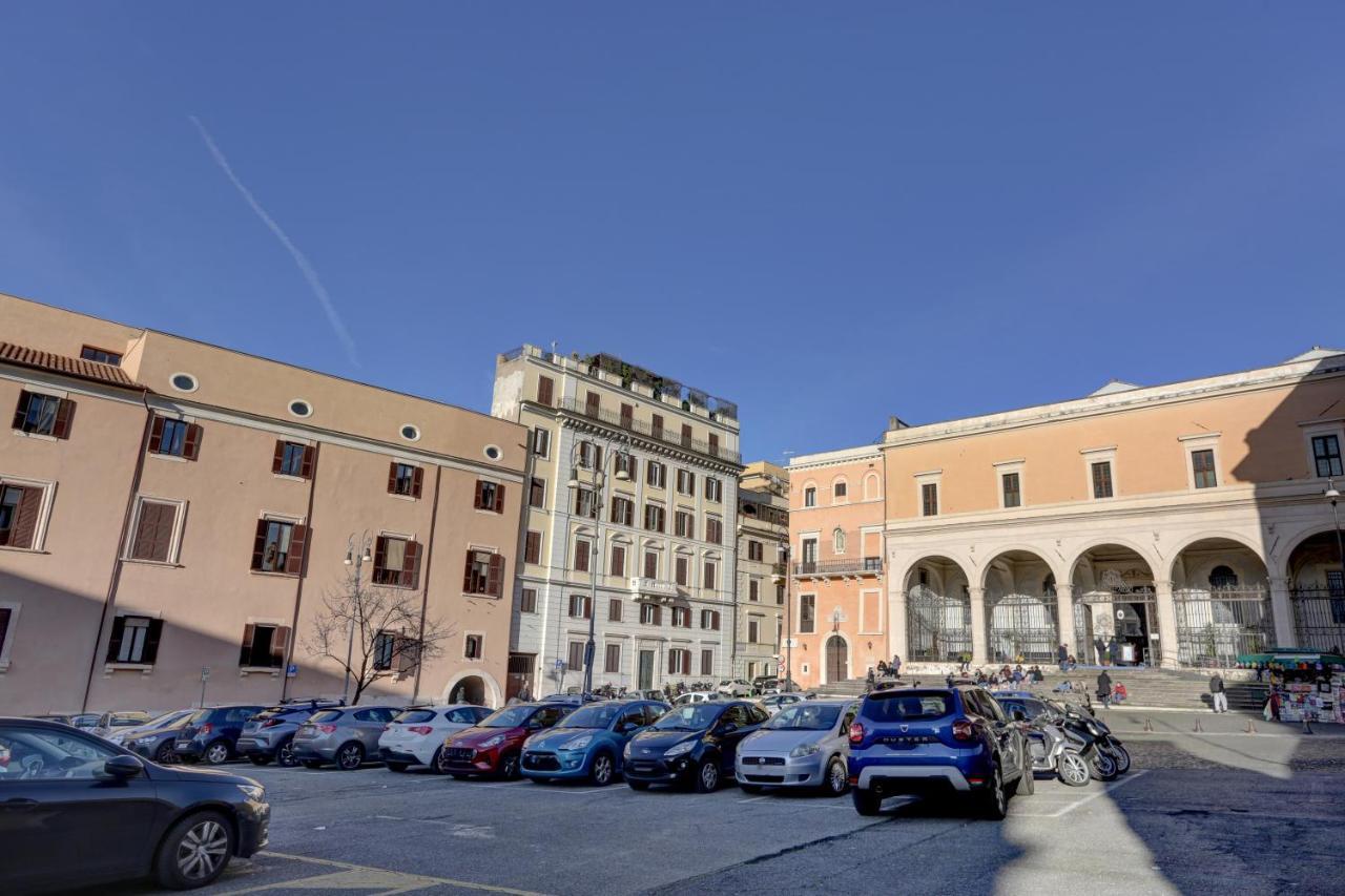 Colosseo Residenza Sette Sale Rome Bagian luar foto