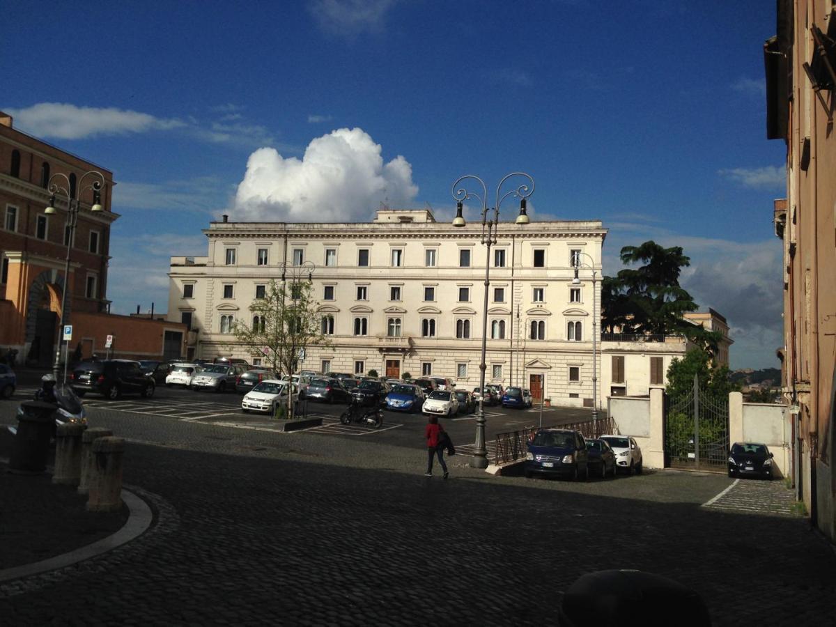 Colosseo Residenza Sette Sale Rome Bagian luar foto