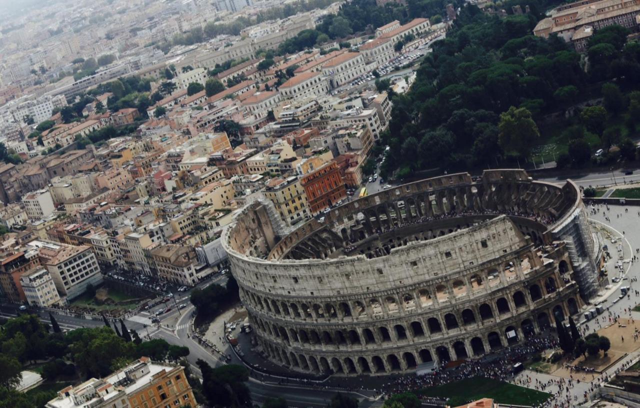 Colosseo Residenza Sette Sale Rome Bagian luar foto